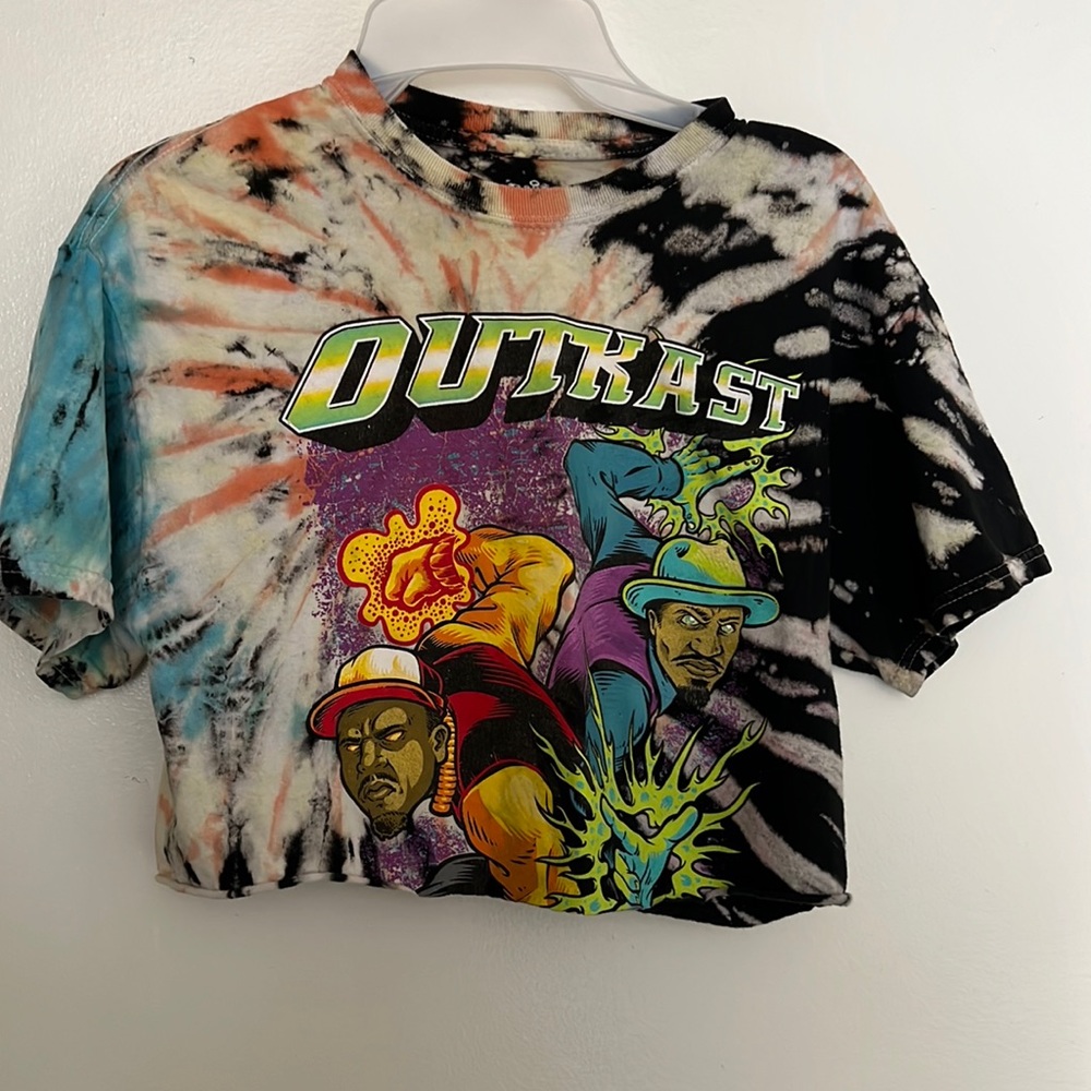Forever21 Outkast crop top in Size M